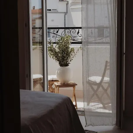 Hotel Lo͝or Luxury Retreat