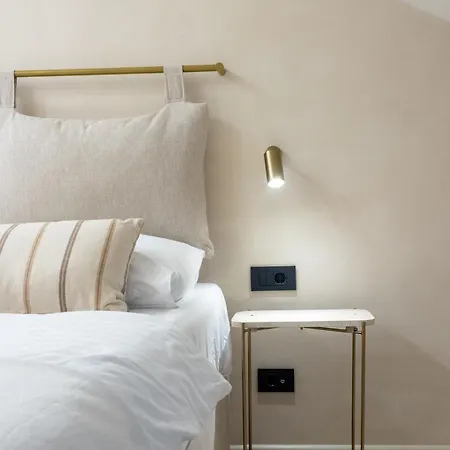 Hotel Lo͝or Luxury Retreat