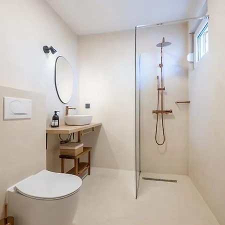 Lo͝or Luxury Retreat Hotel 4*