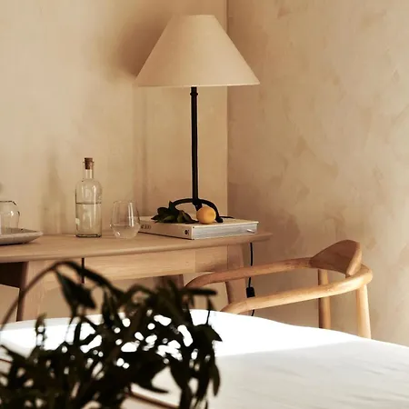 Hotel Lo͝or Luxury Retreat