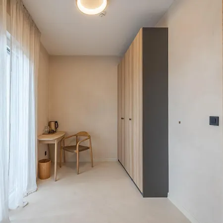 Lo͝or Luxury Retreat 4*