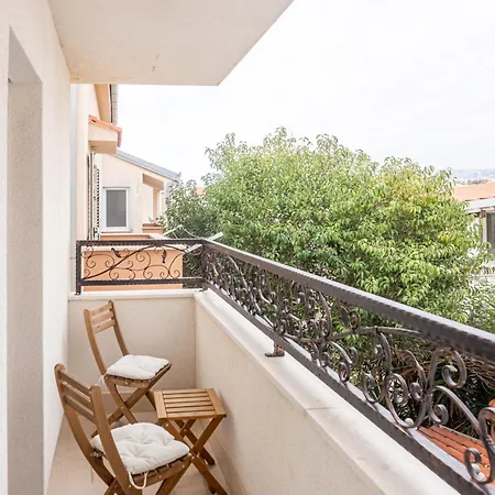 Lo͝or Luxury Retreat 4* Stobrec