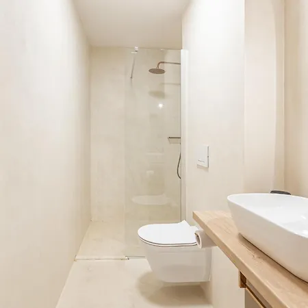Hotel Lo͝or Luxury Retreat 4*