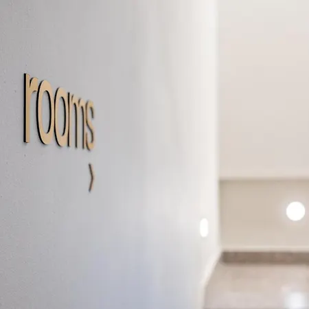 Hotel Lo͝or Luxury Retreat Stobrec